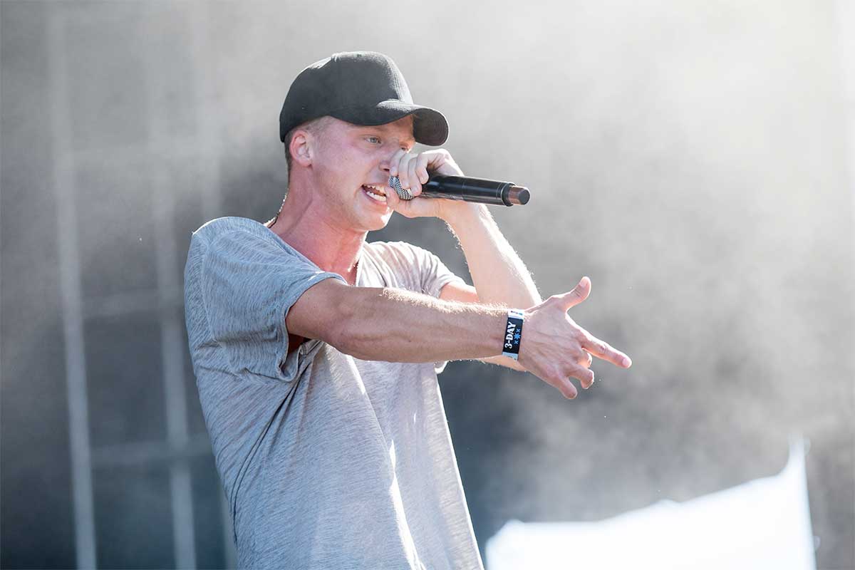 NF